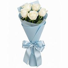 Букет 5 Белых роз Проуд в Нерчинске