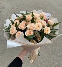 Букет Кремовые розы Латте в Нерчинске