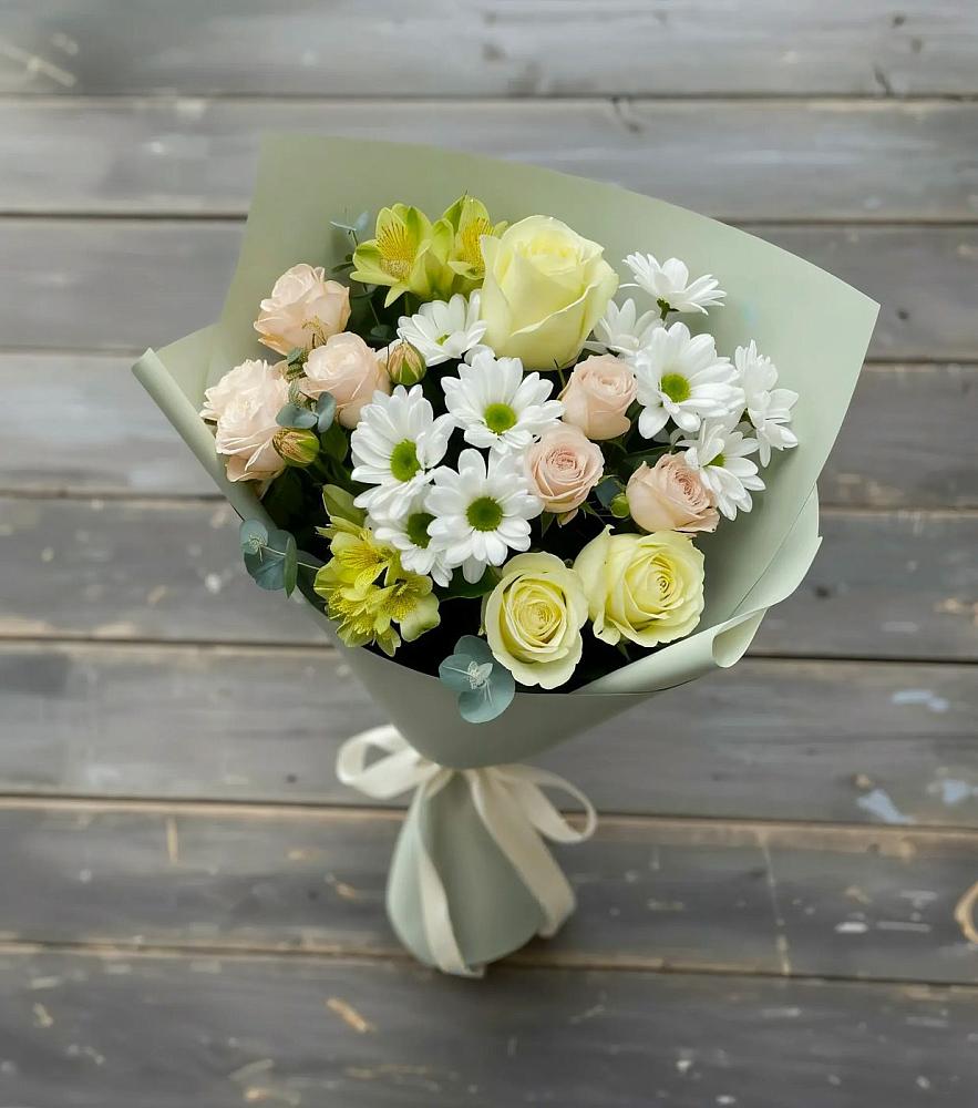 Букет цветов из: Альстромерии, Розы и Хризантемы в Нерчинске