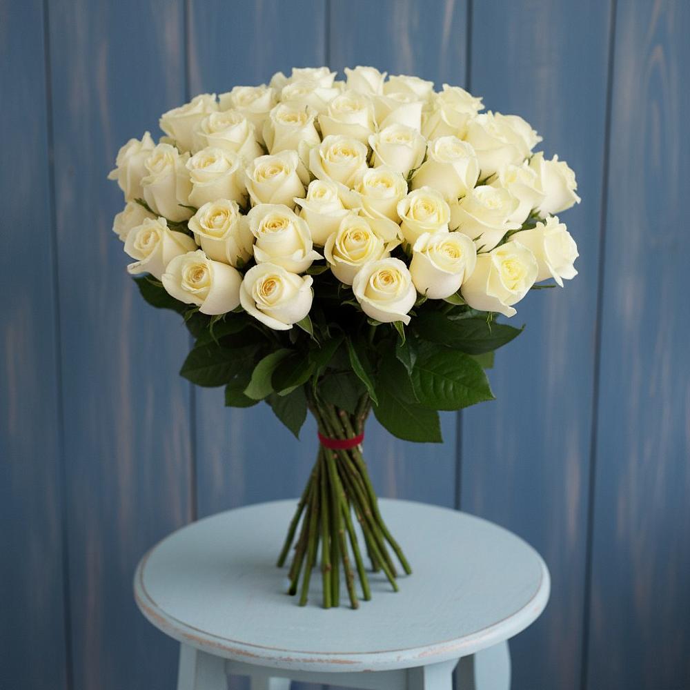 Букет 51 Белая роза Эдлесс Лав в Нерчинске