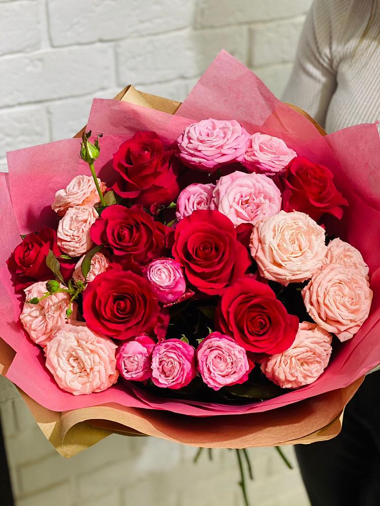 Букет цветов из: Розы в Нерчинске