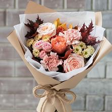 Букет цветов из:  Гвоздики, Хризантемы и Розы в Нерчинске