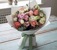 Букет цветов из:  Розы, Лизиантусы и Гвоздики #REPLACE_PRED# Нерчинске