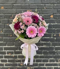 Букет цветов из:  Герберы и Хризантемы #REPLACE_PRED# Нерчинске