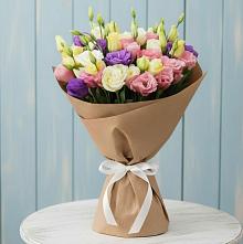 Букет цветов из:  Лизиантусы в Нерчинске